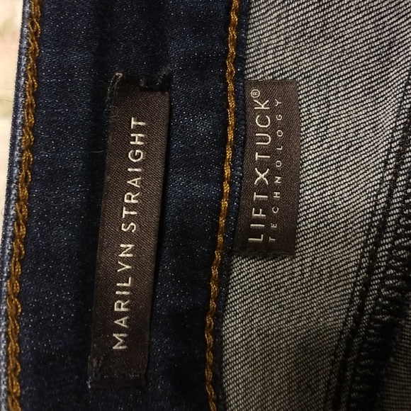 Women's NYDJ Marilyn Straight LiftXTuck technology - Picture 6 of 8